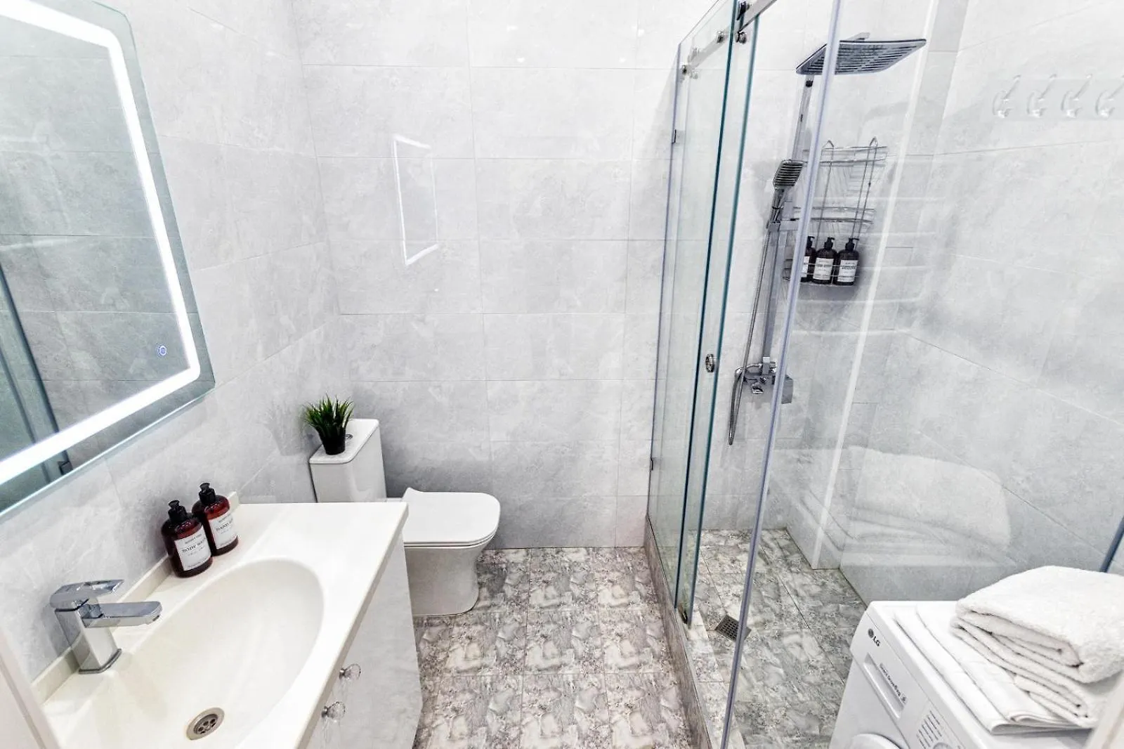 Whitehome In Apple City Nur-Sultan  Apartment Nur-Sultan (Astana)